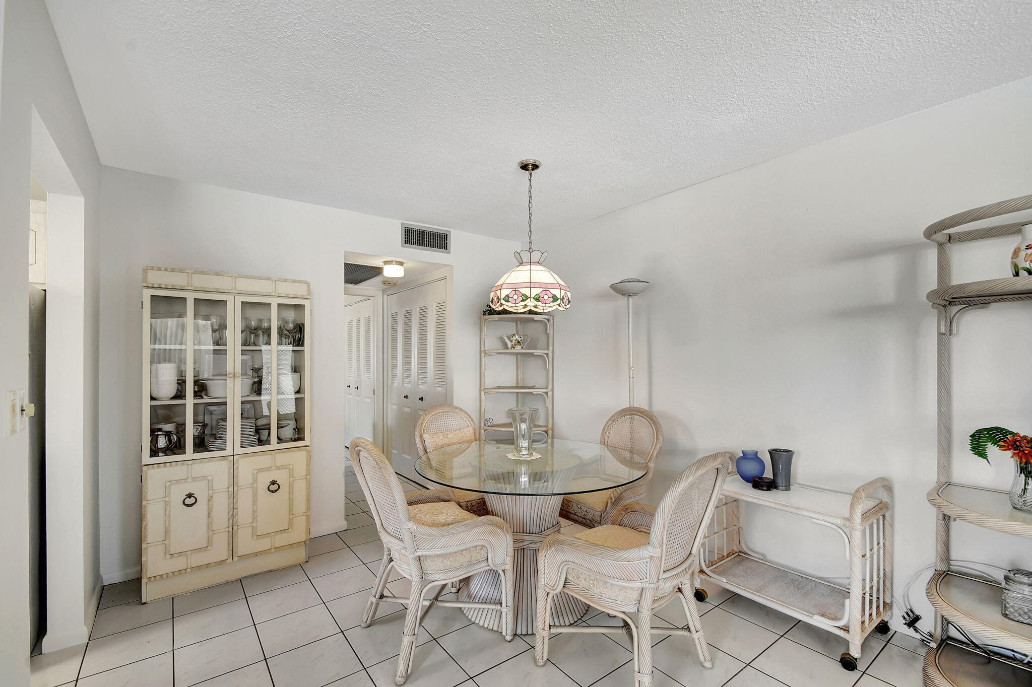 226 Andover I Property Photo 4