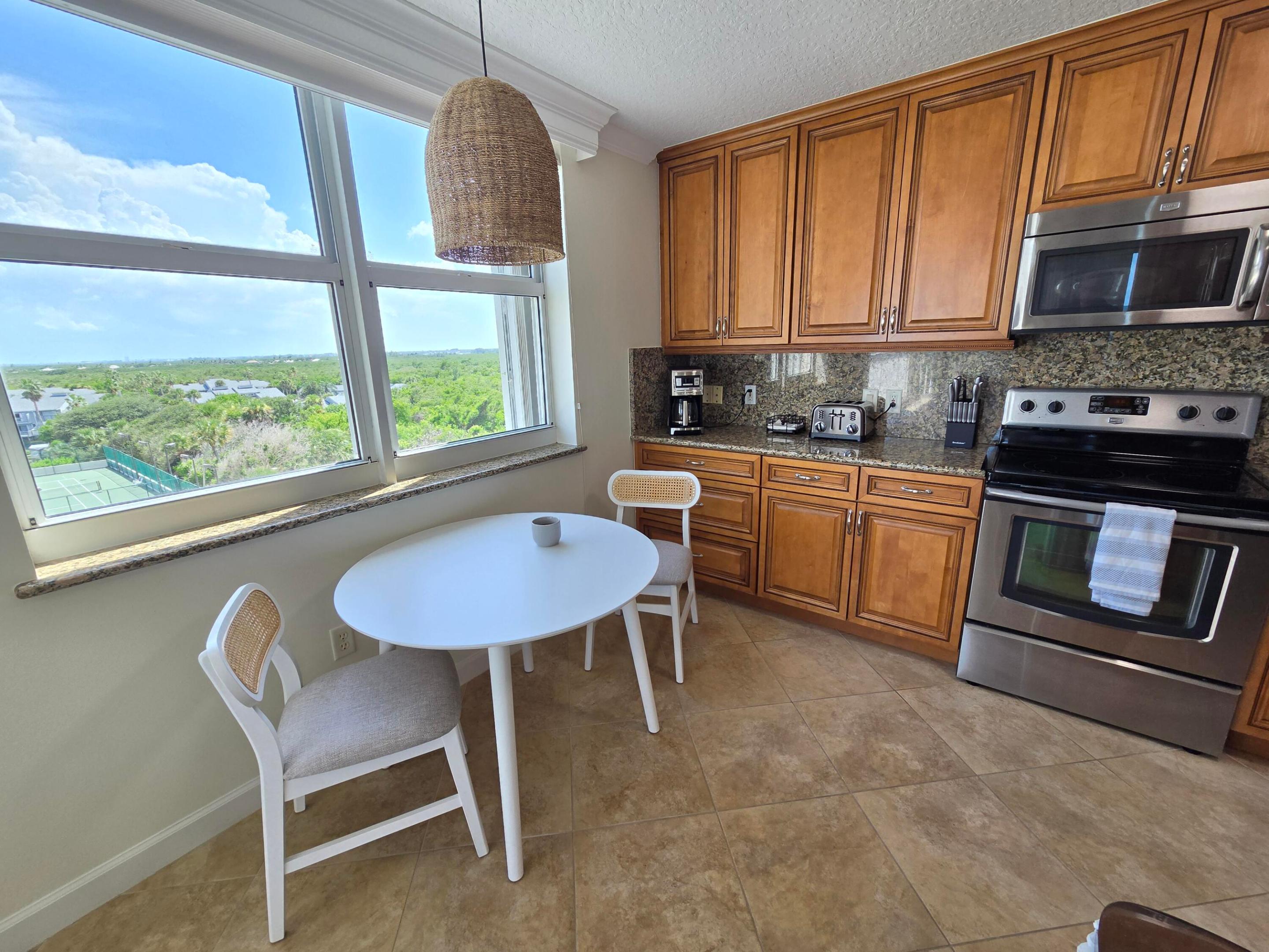 5049 N Highway A1a 602 Property Photo 12