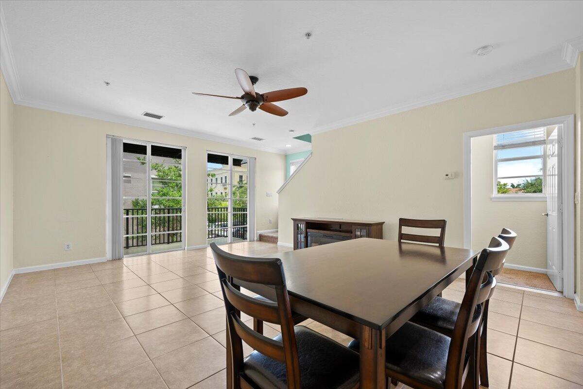 127 Greenwich Circle Property Photo 8