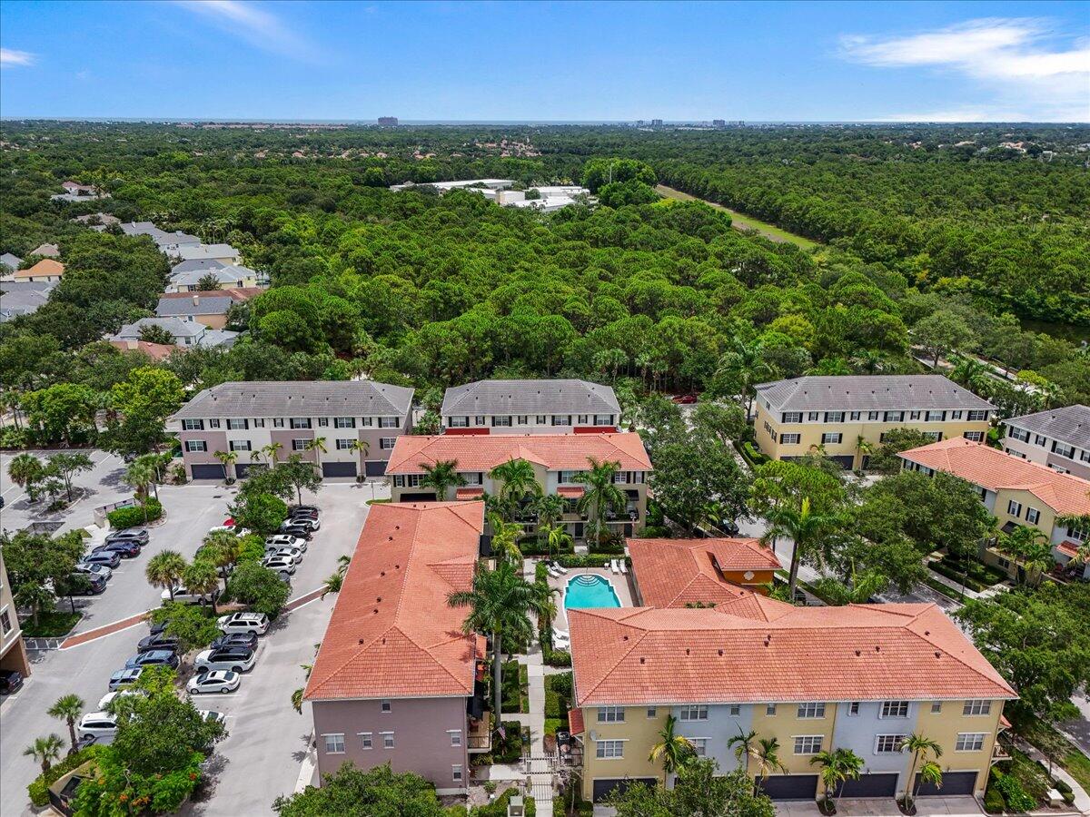 127 Greenwich Circle Property Photo 30
