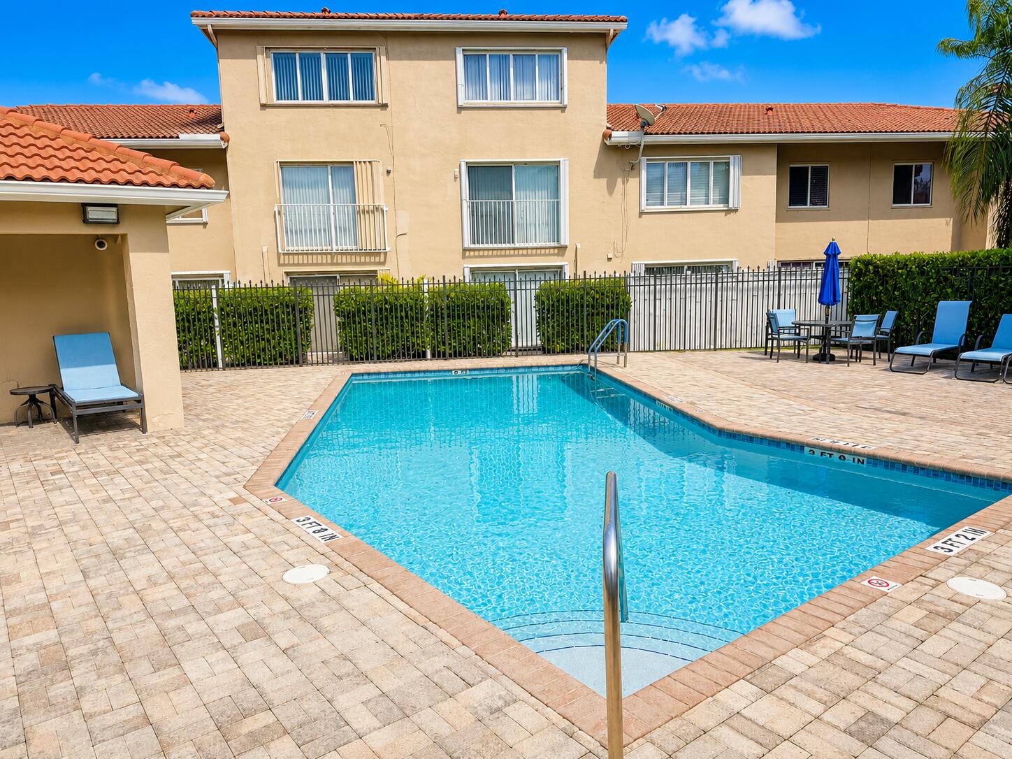 180 Riviera Circle 30-5 Property Photo 19