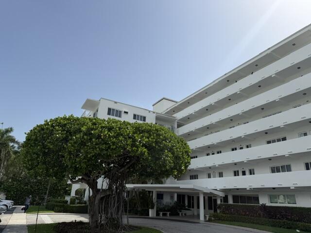 33 S Ocean Avenue 108 Property Photo 2