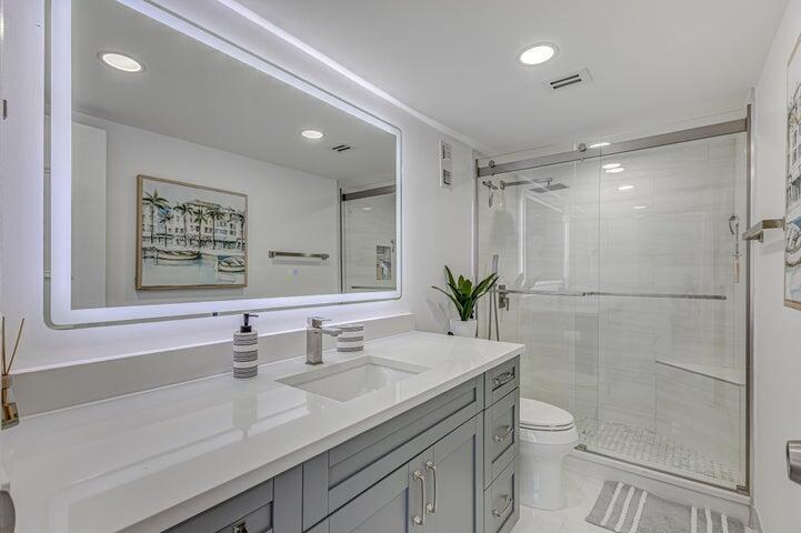 5440 N Ocean Drive 1502 Property Photo 15