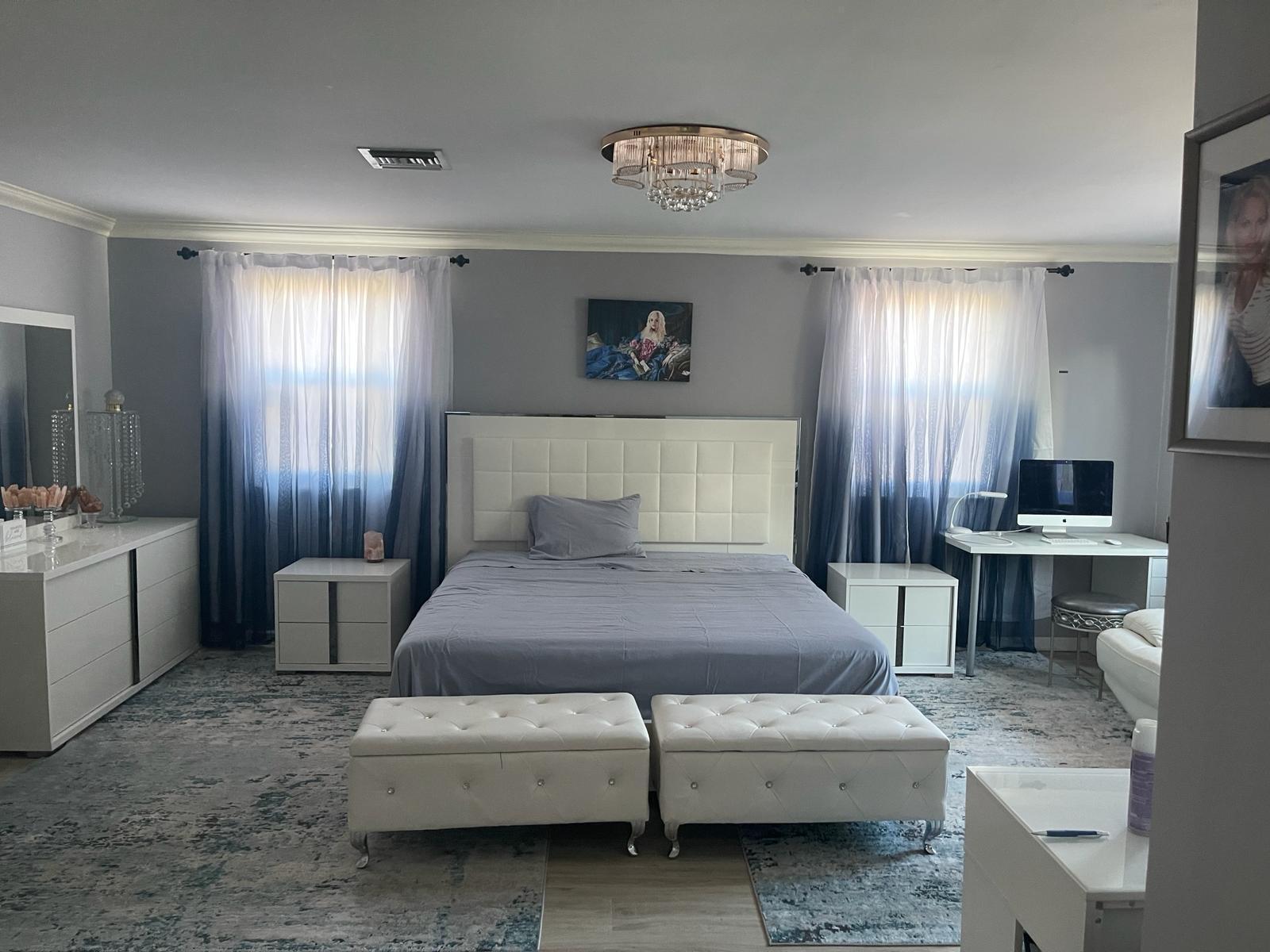 6807 Via Regina 1 Property Photo 1