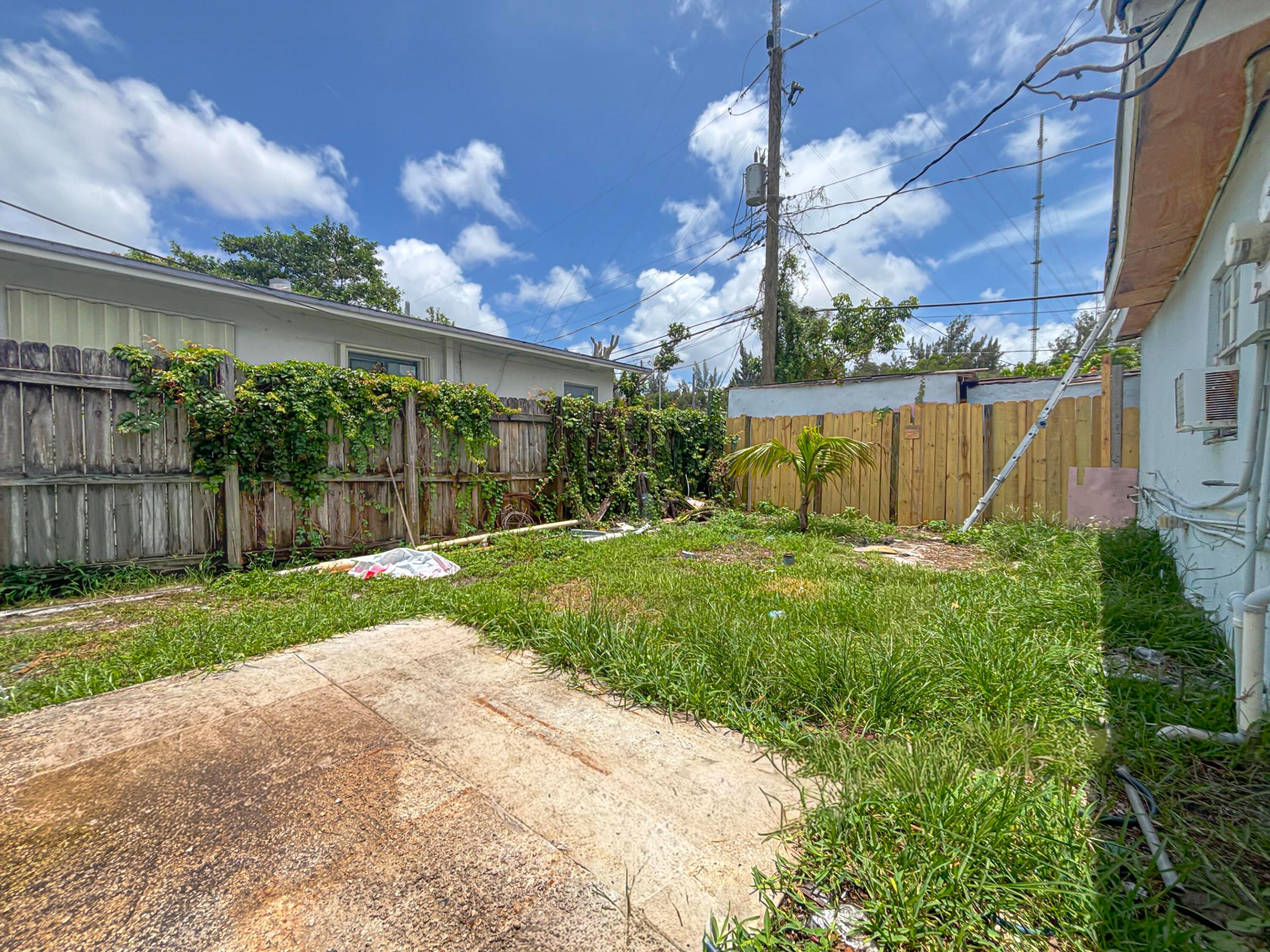 6142 Sw 40th Court Property Photo 9