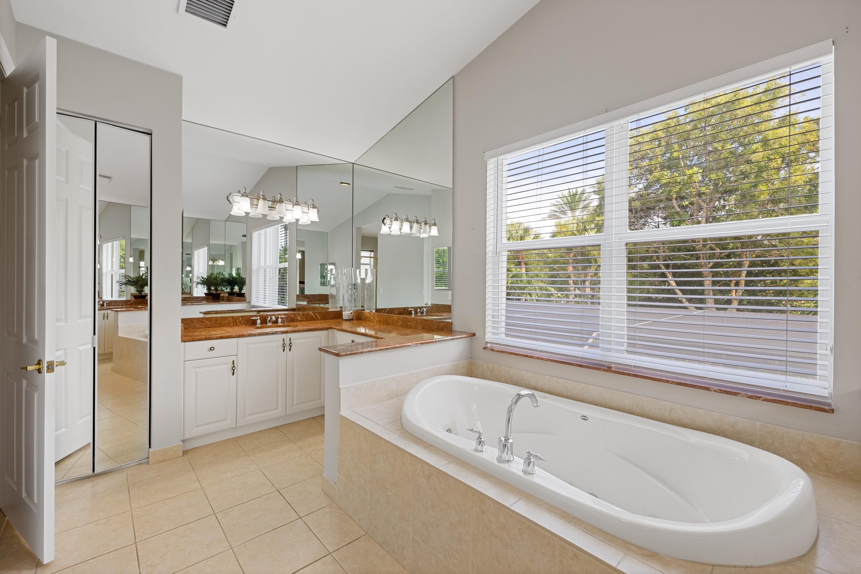 11045 Misty Ridge Way Property Photo 10