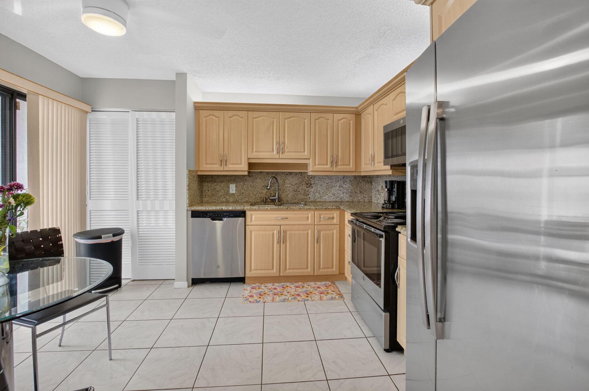 7473 Glendevon Lane 402 Property Photo 13