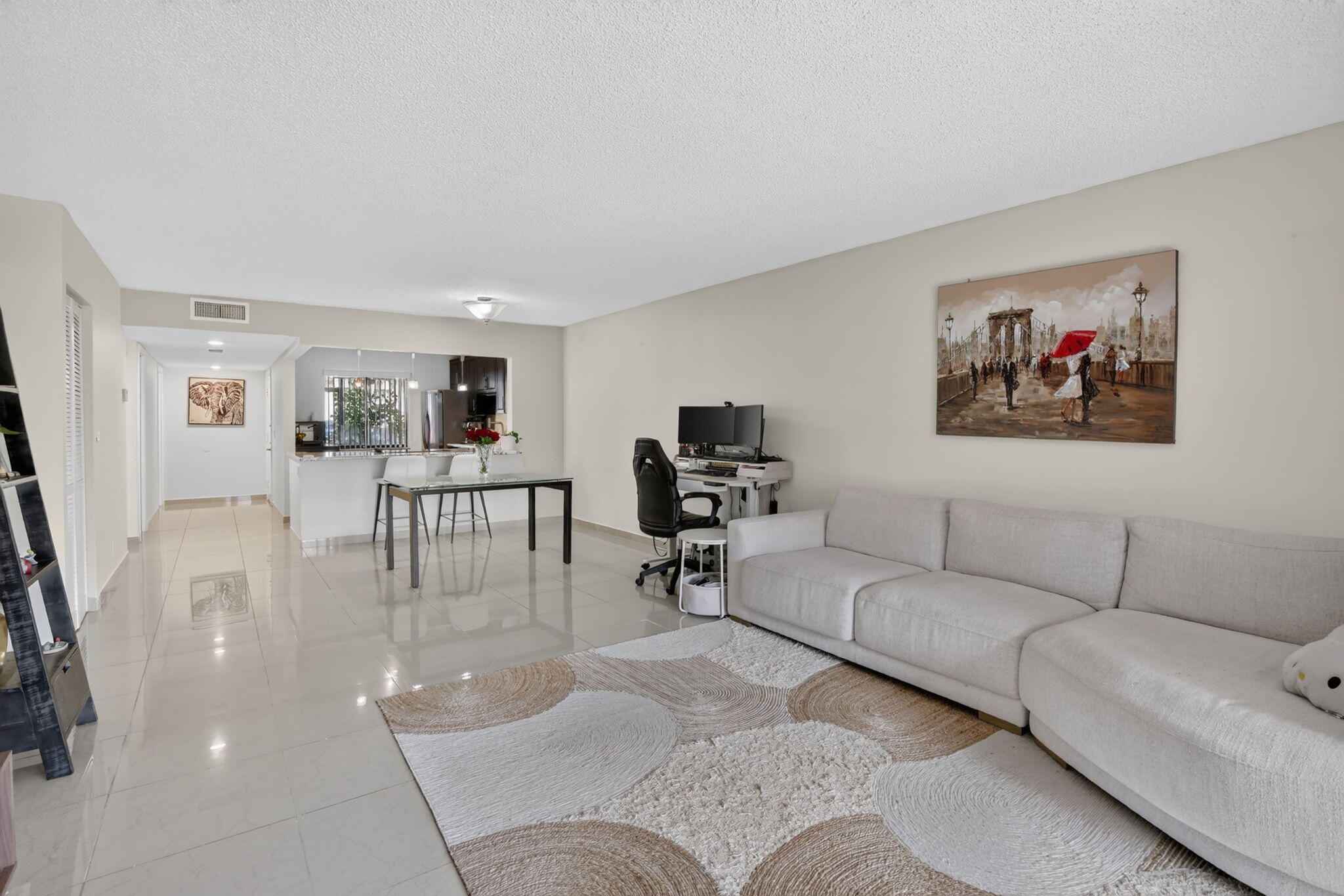 410 Lakeview Drive 103 Property Photo 15