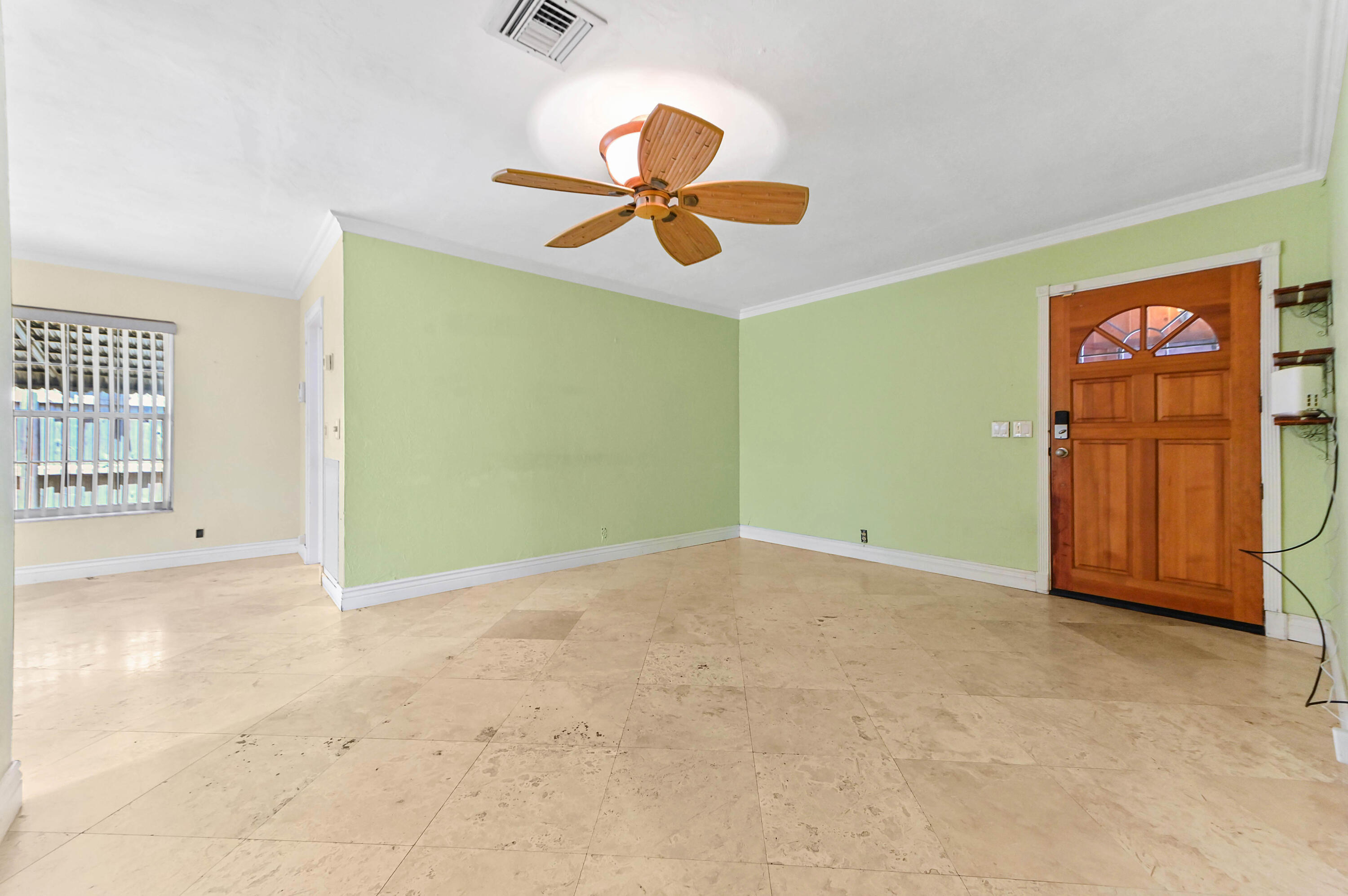 138 Ne 29th Street Property Photo 7