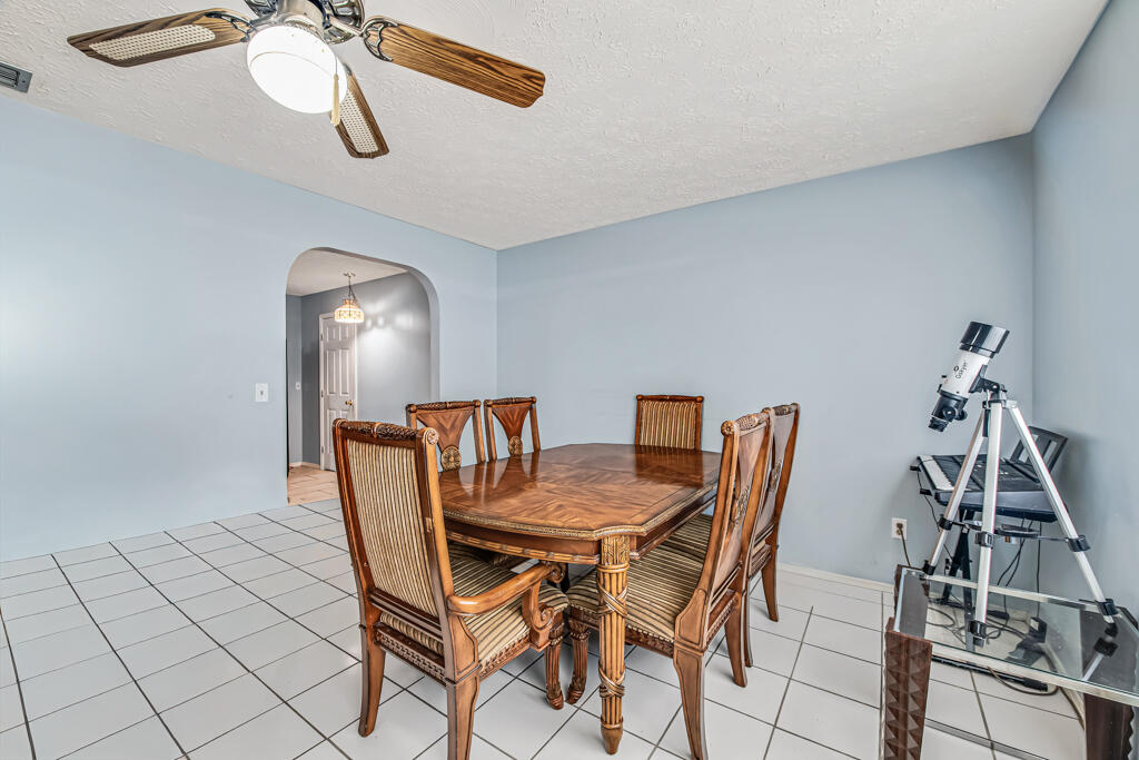366 Se Lancaster Avenue Property Photo 11