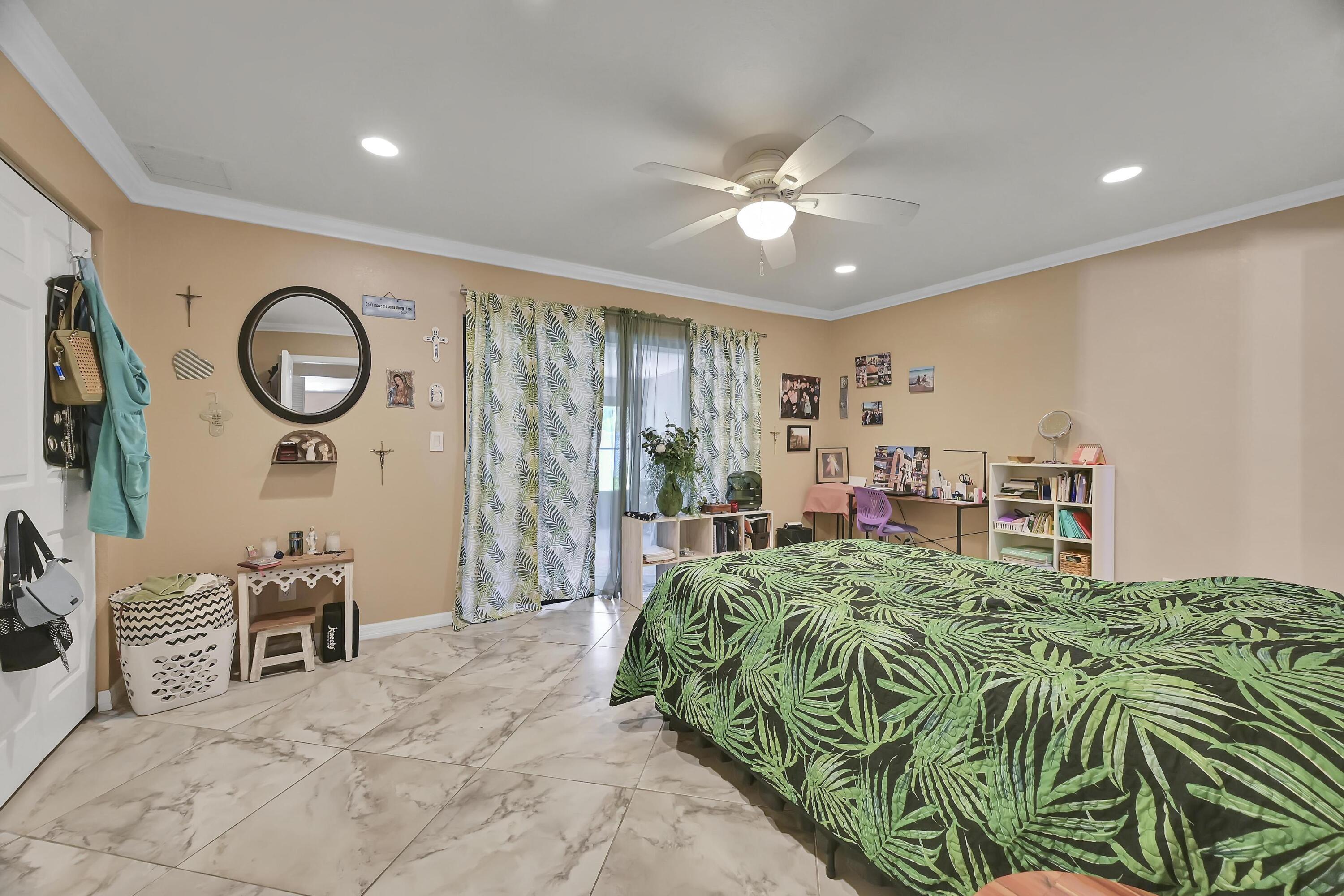 6002 Indrio Road K2 Property Photo 11