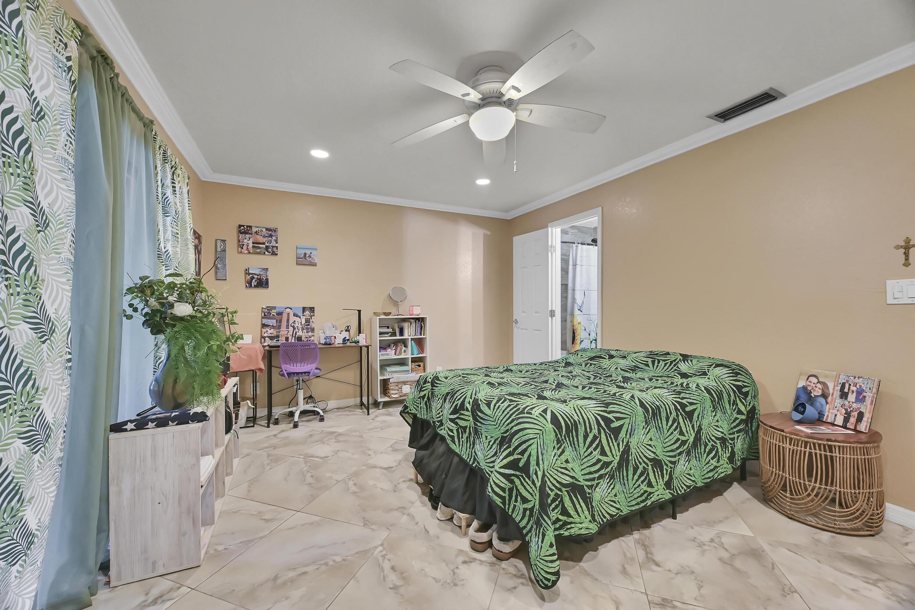 6002 Indrio Road K2 Property Photo 12
