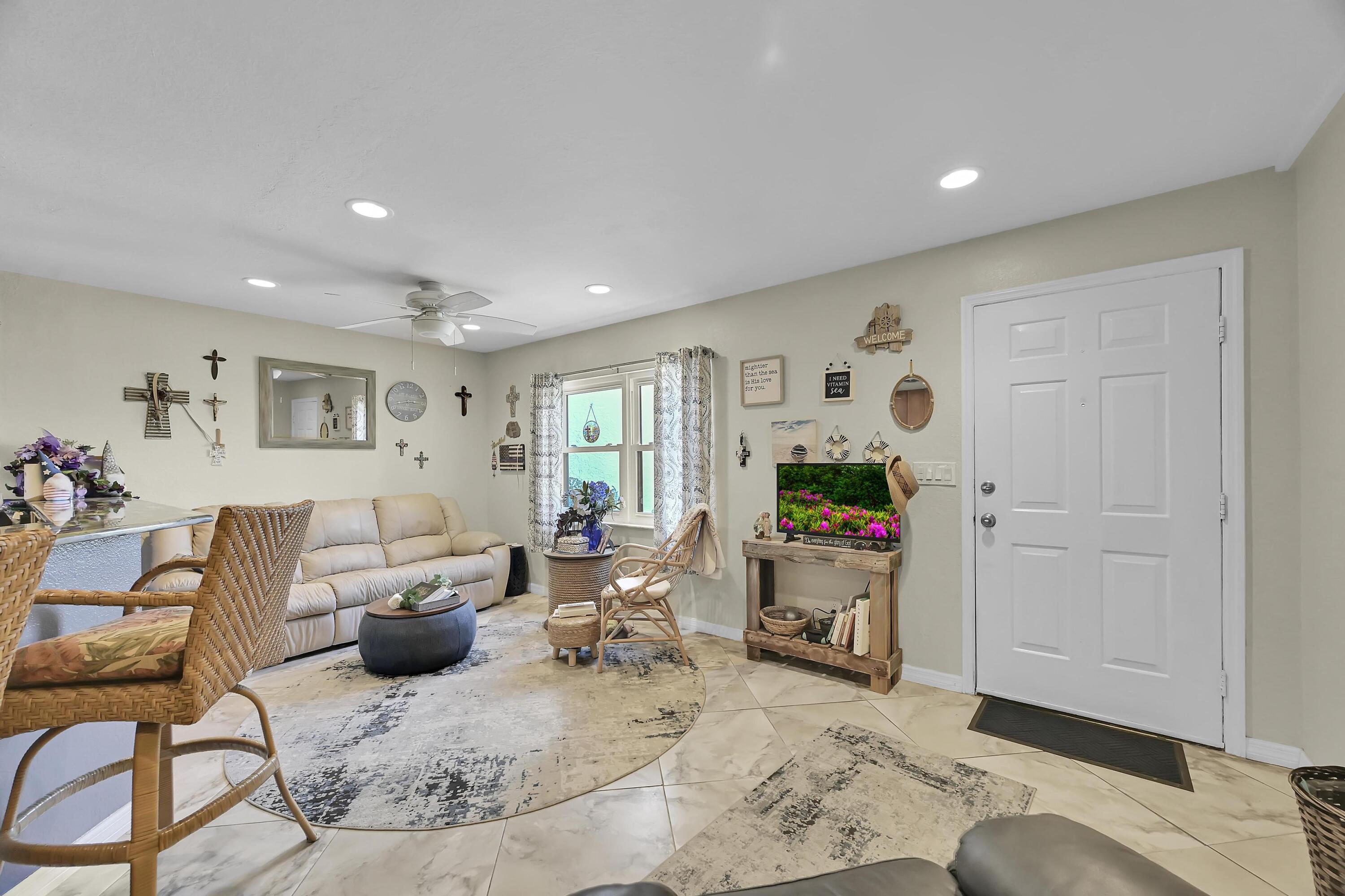6002 Indrio Road K2 Property Photo 17