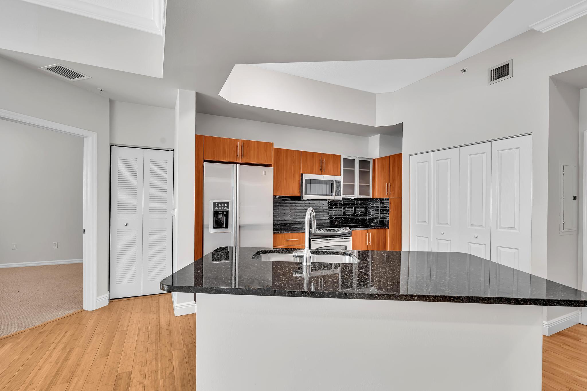 600 S Dixie Highway 439 Property Photo 8