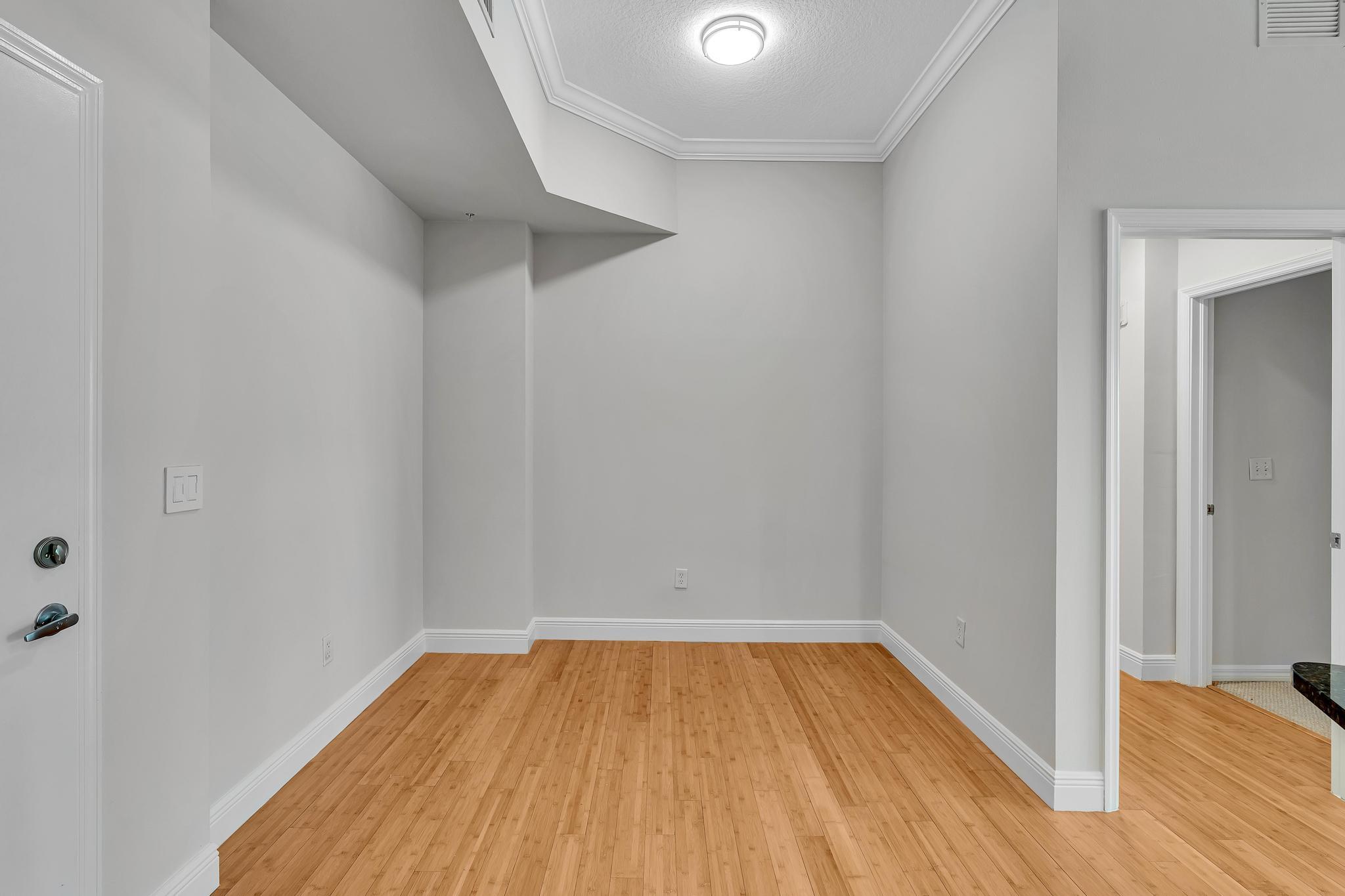 600 S Dixie Highway 439 Property Photo 12
