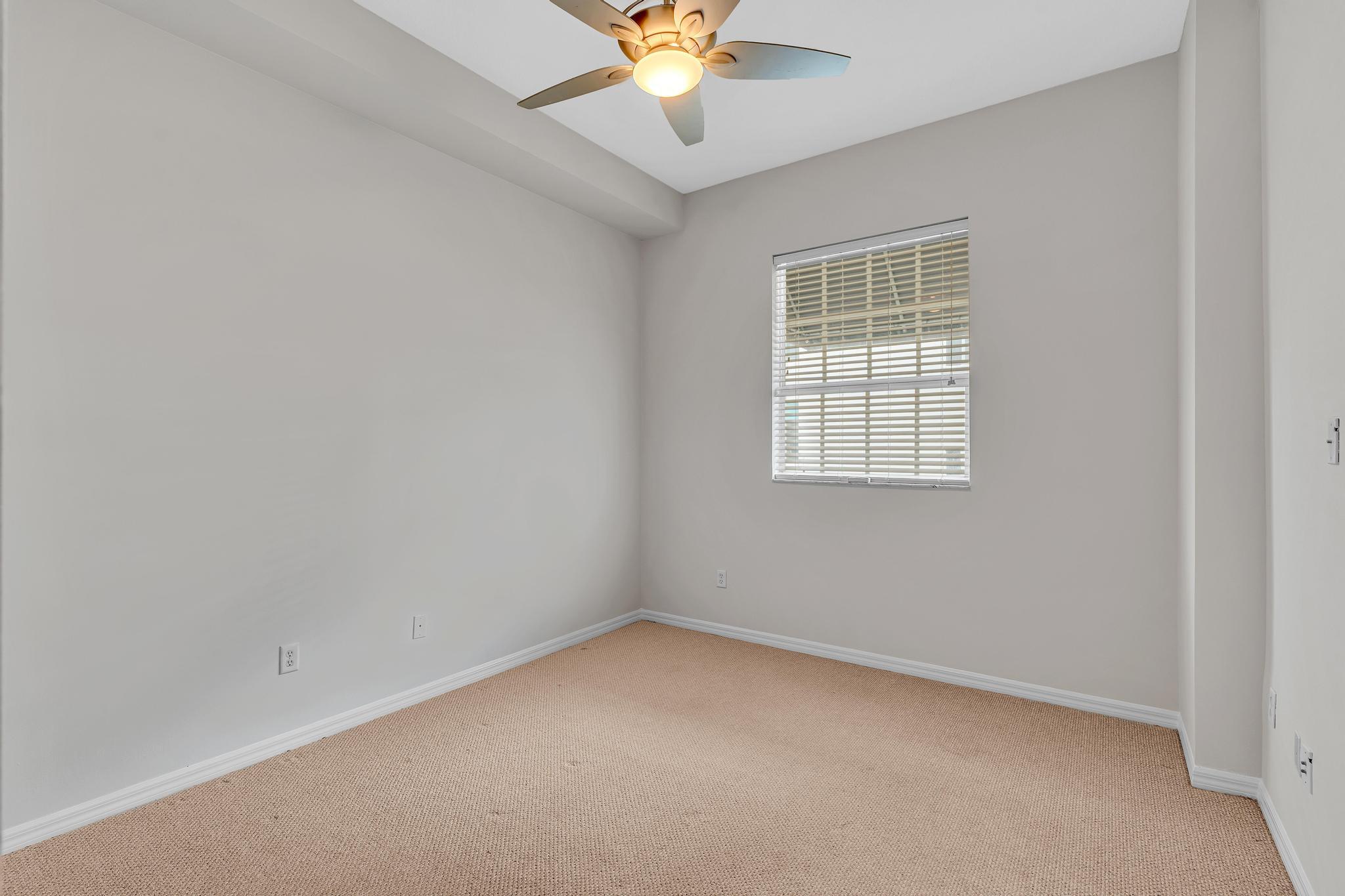600 S Dixie Highway 439 Property Photo 36