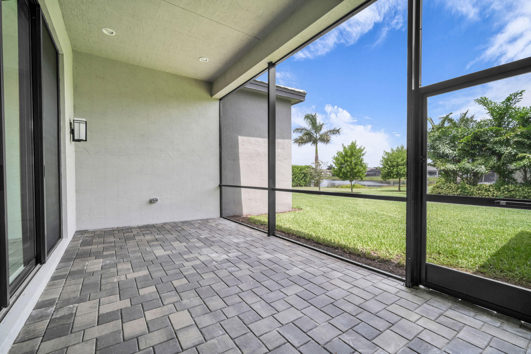 10925 Glen Orchard Lane Property Photo 38