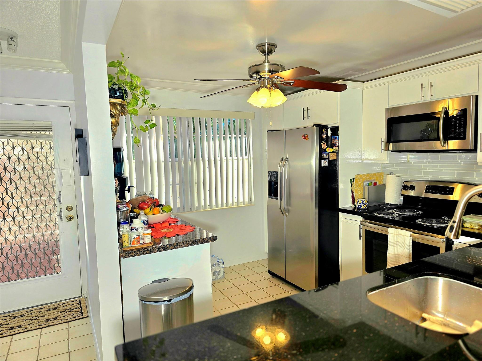 2002 Granada Drive K3 Property Photo 7