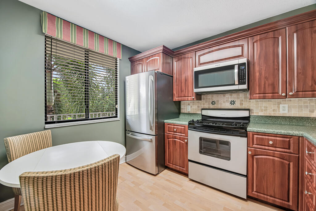 6169 Balboa Circle Unit 302 Property Photo 16