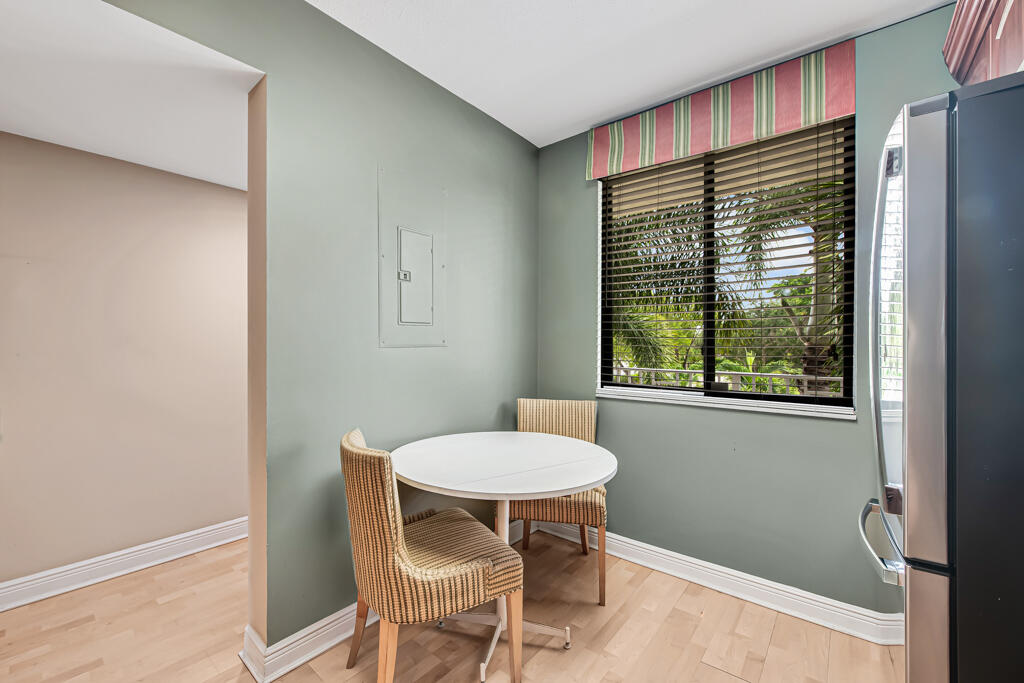 6169 Balboa Circle Unit 302 Property Photo 17