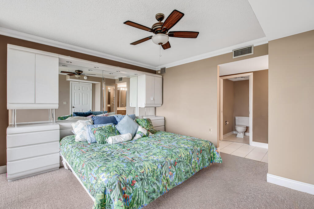 6169 Balboa Circle Unit 302 Property Photo 20