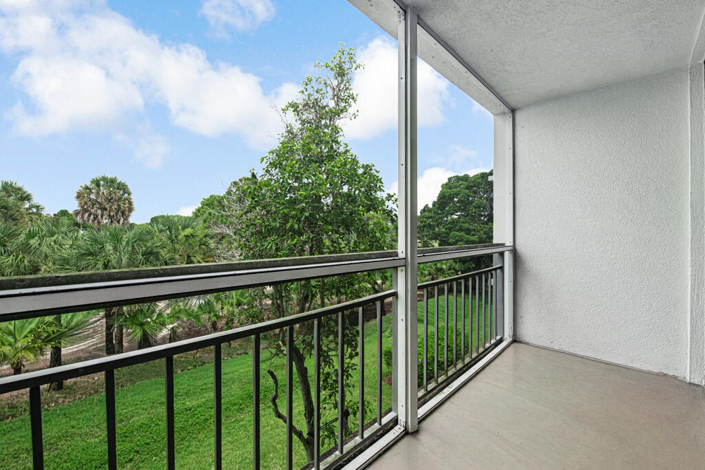 6169 Balboa Circle Unit 302 Property Photo 37