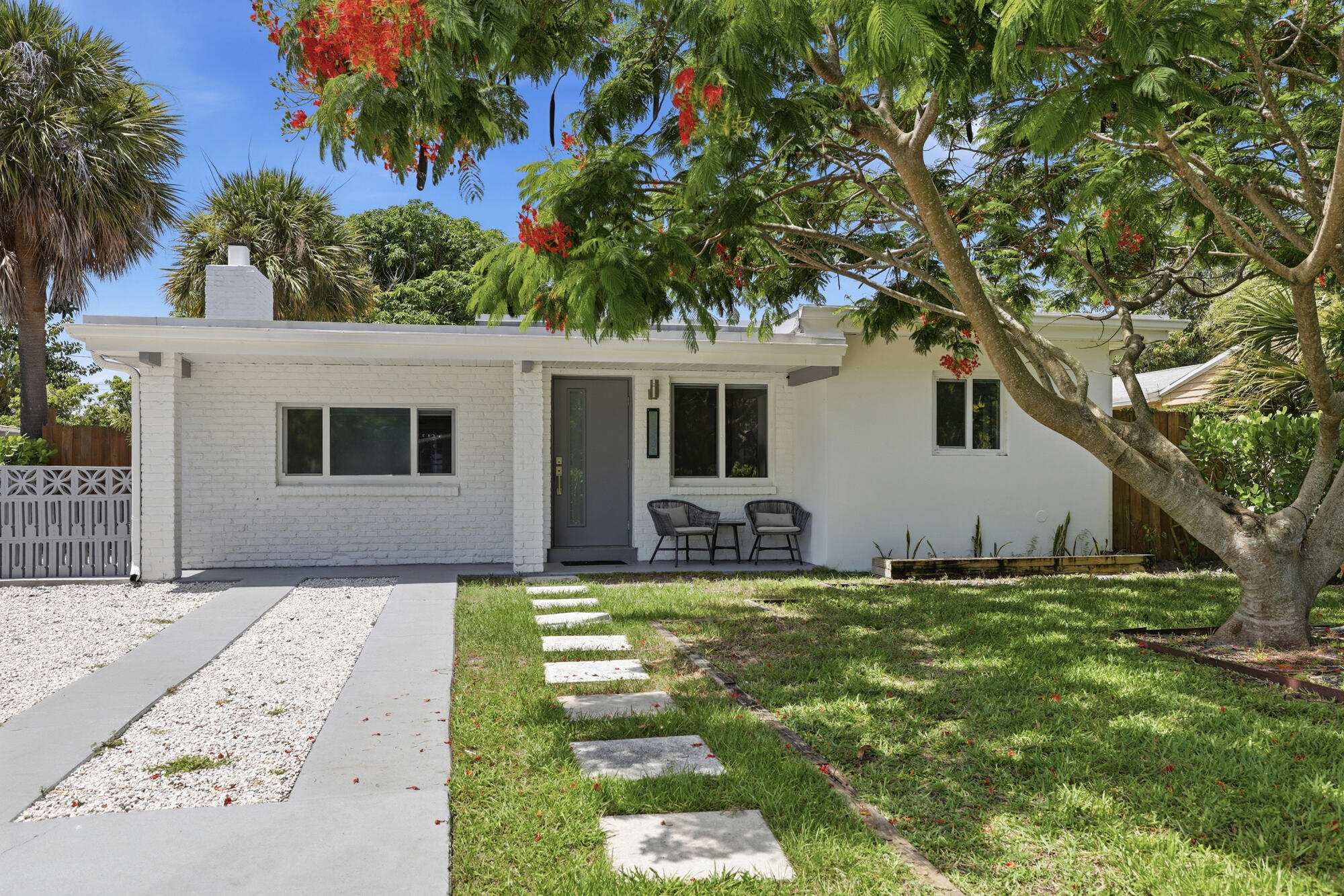 1225 15th Avenue N Property Photo 1
