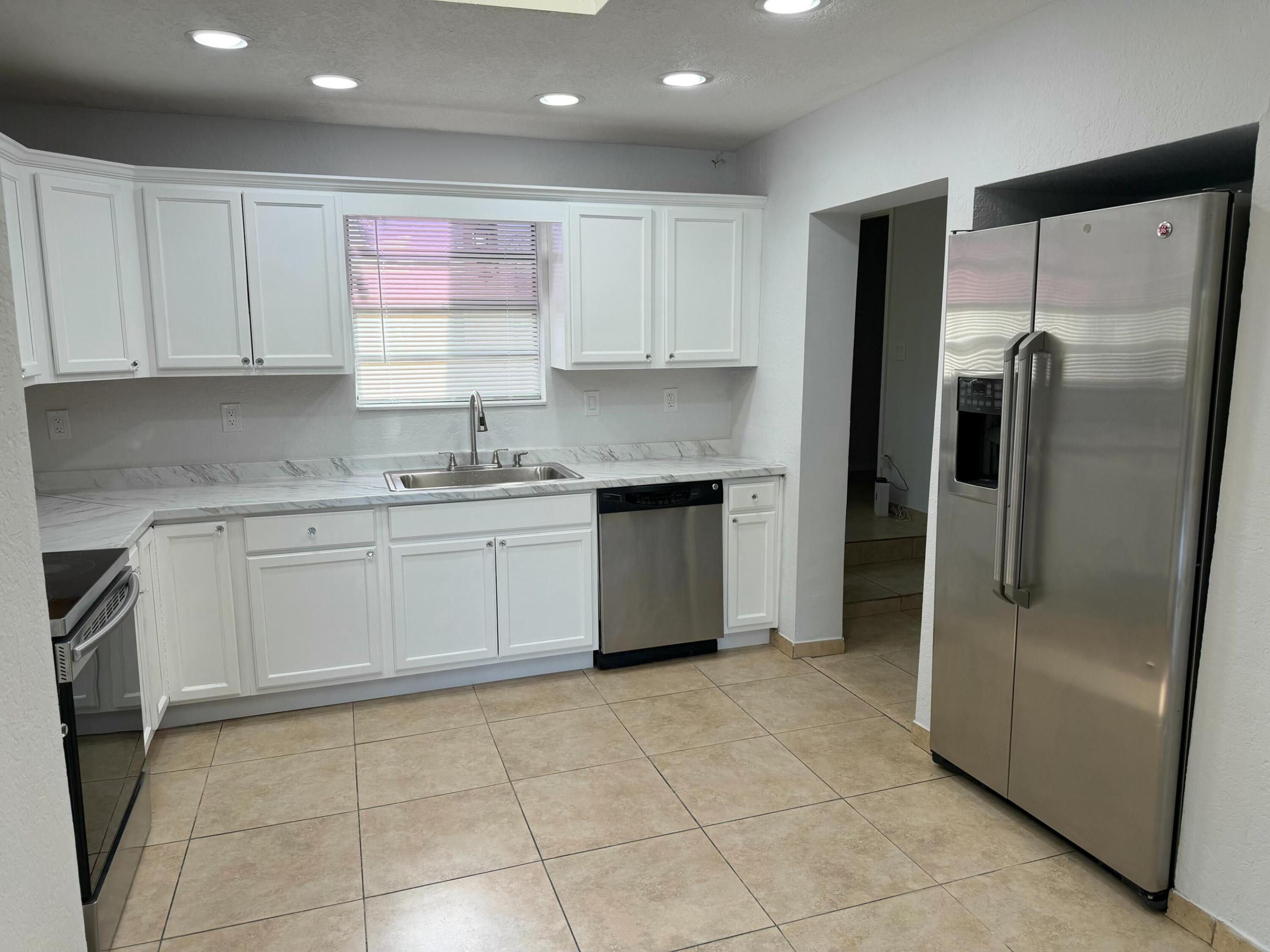 3830 Davis Road Property Photo 4