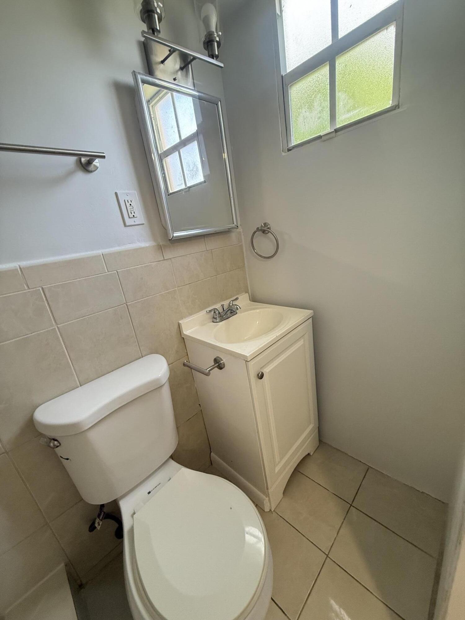 3830 Davis Road Property Photo 12