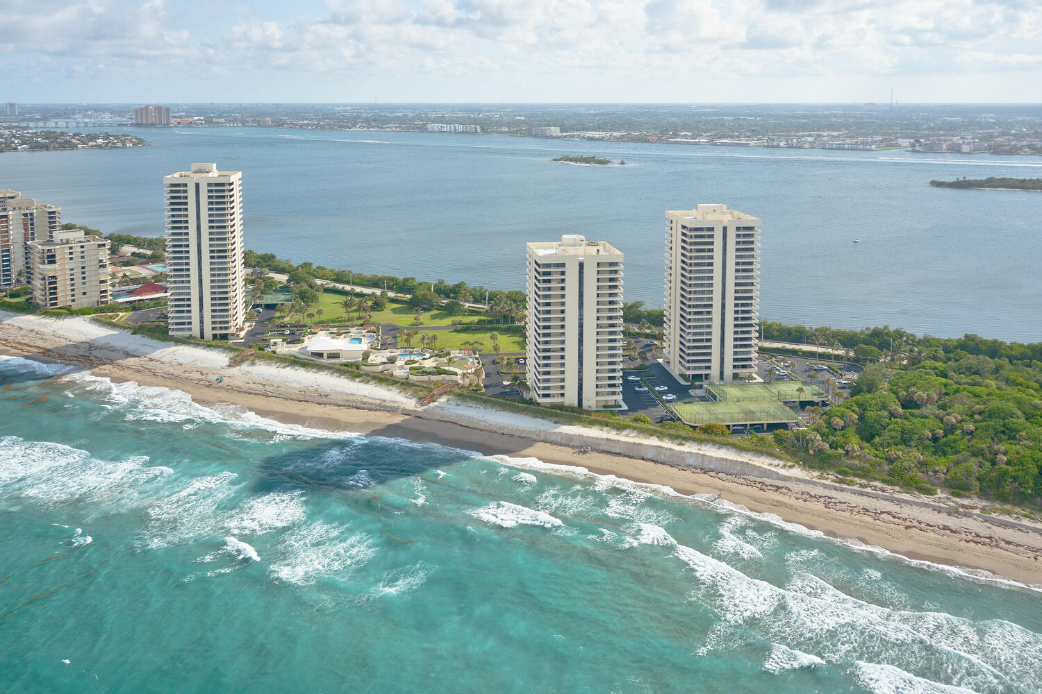 5540 N Ocean Drive 8c Property Photo 47