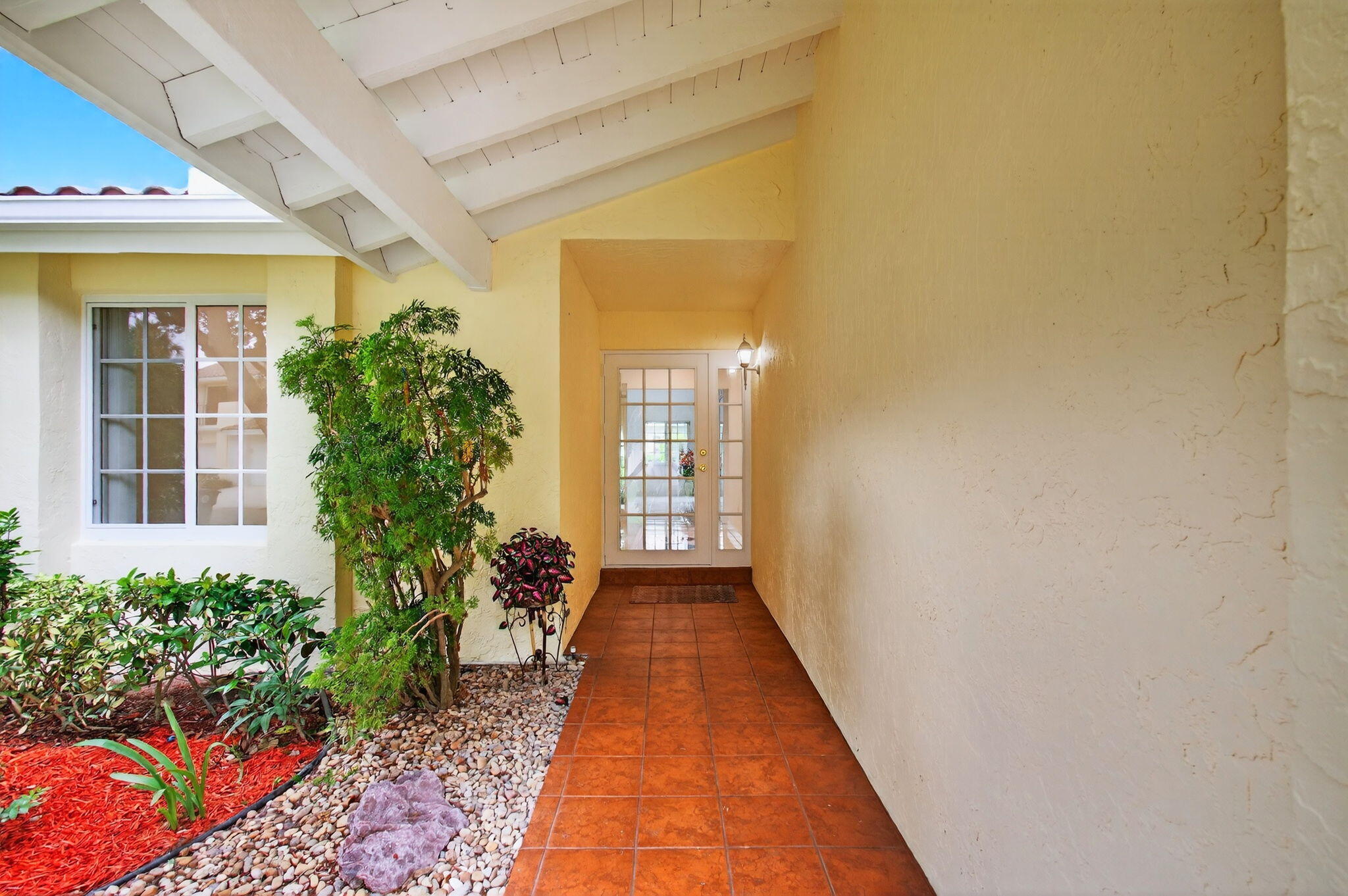 6105 Via Laguna Lane Property Photo 5