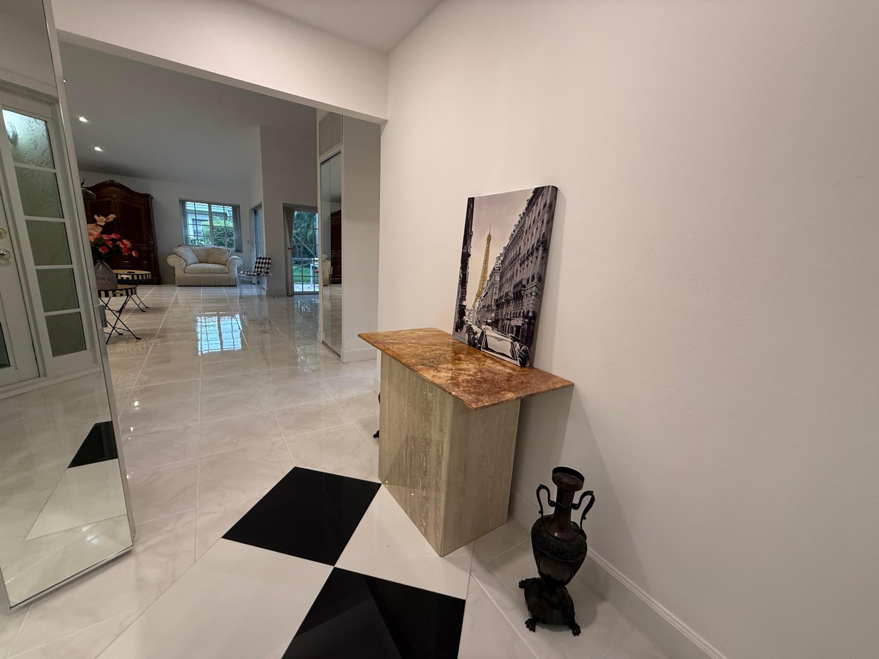 6105 Via Laguna Lane Property Photo 8