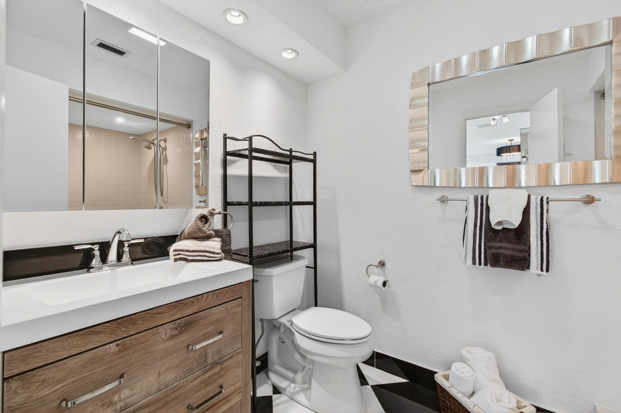 6105 Via Laguna Lane Property Photo 34