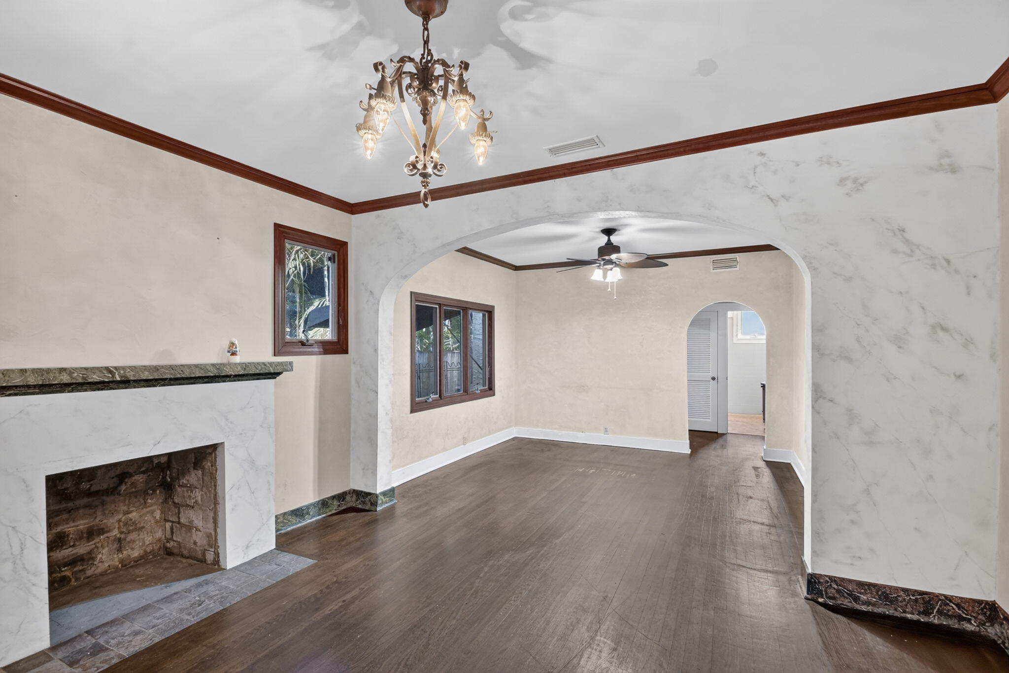 109 George Bush Boulevard Property Photo 6