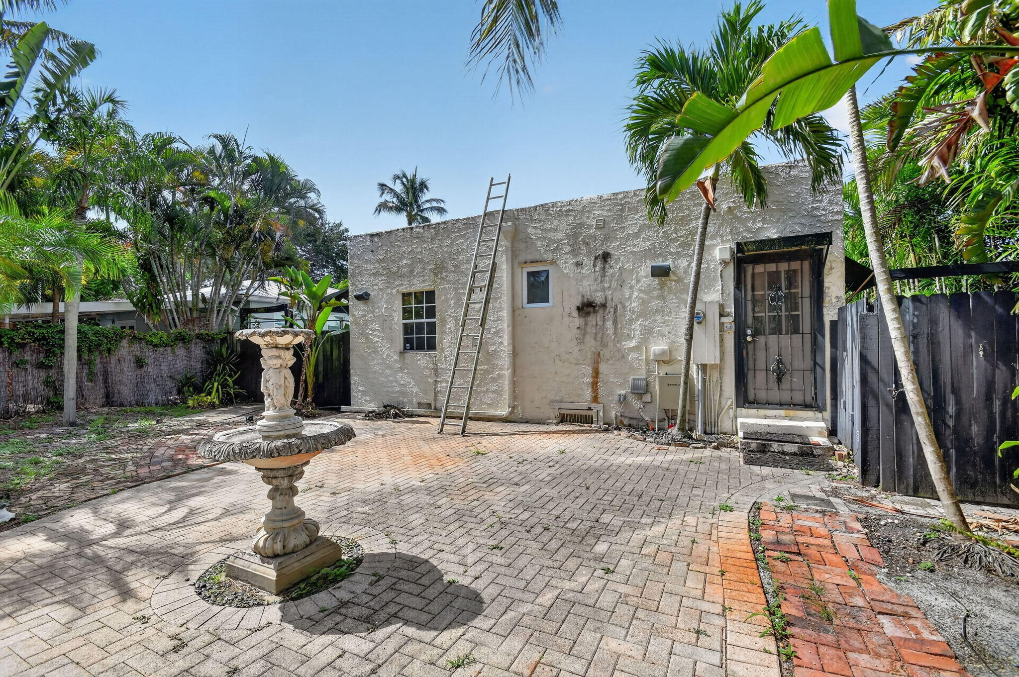 109 George Bush Boulevard Property Photo 39