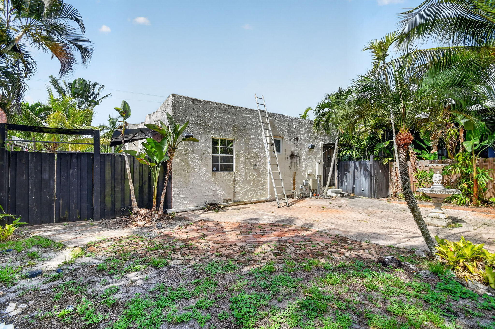 109 George Bush Boulevard Property Photo 41