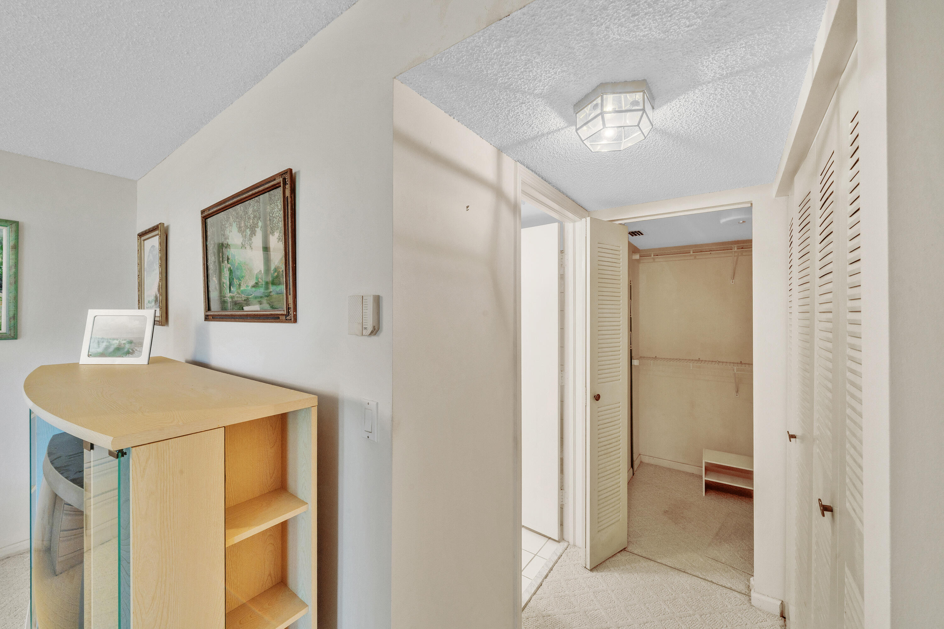 5585 Munsel Lane 102 Property Photo 28