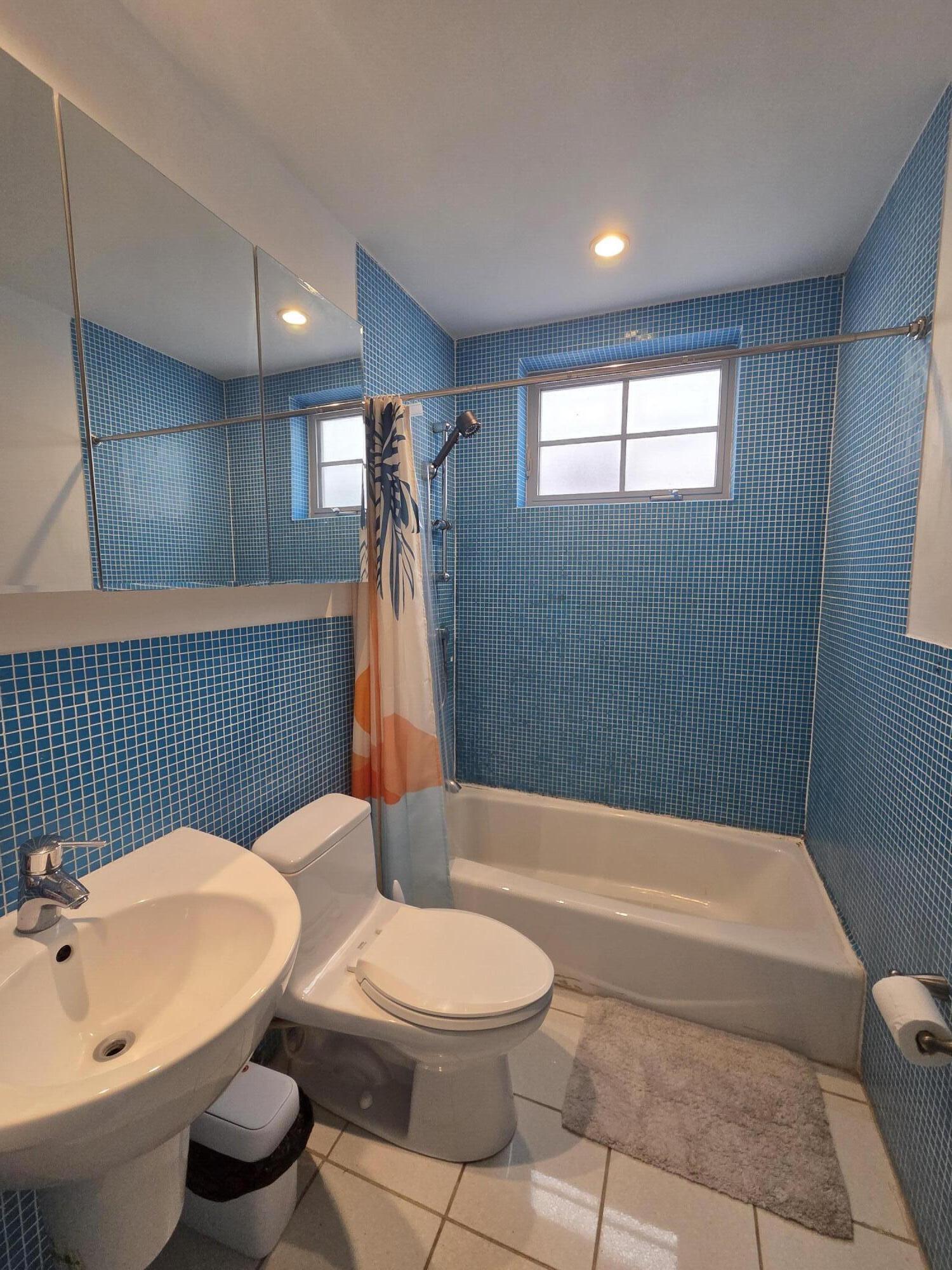 1045 Lenox Avenue 6 Property Photo 7