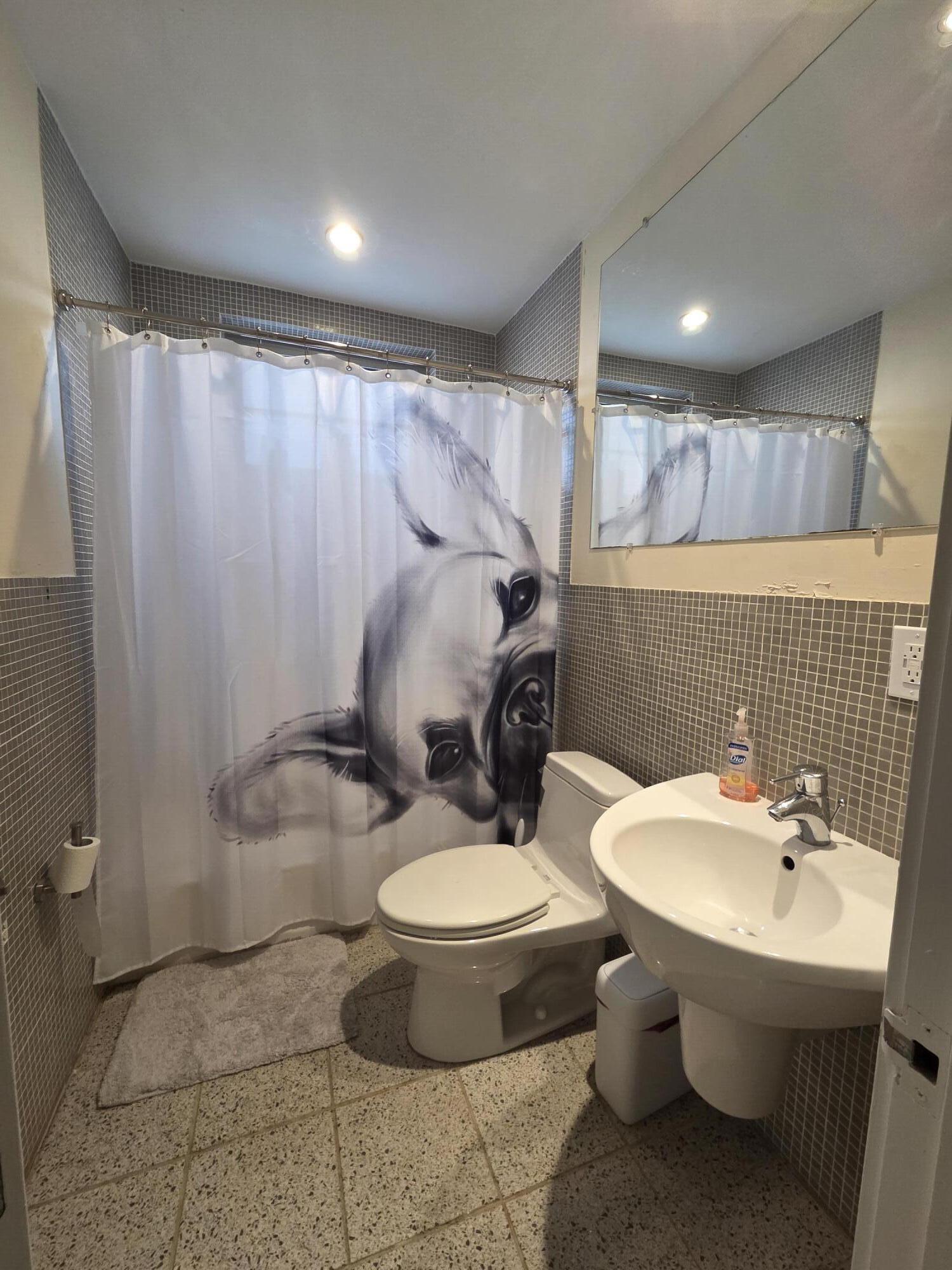 1045 Lenox Avenue 6 Property Photo 8