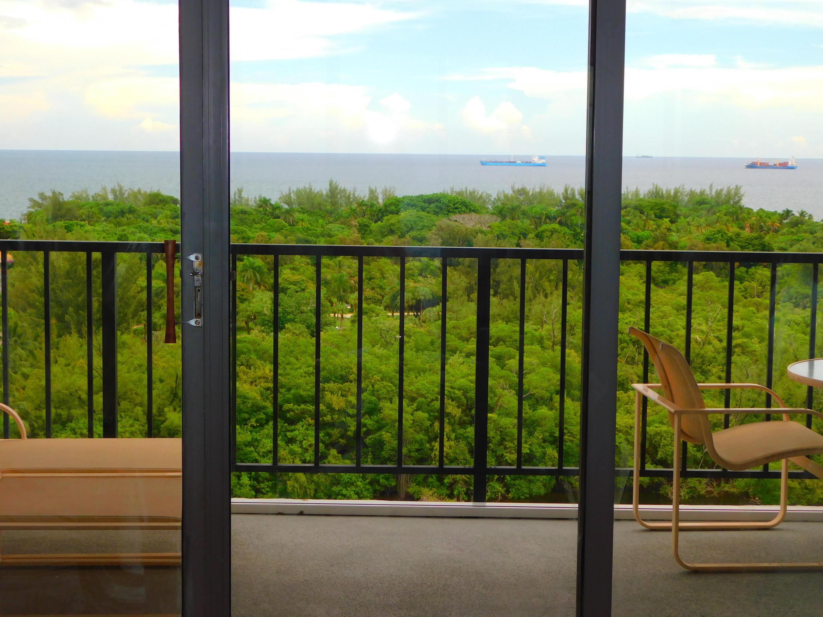 936 Intracoastal Drive 16e Property Photo 1