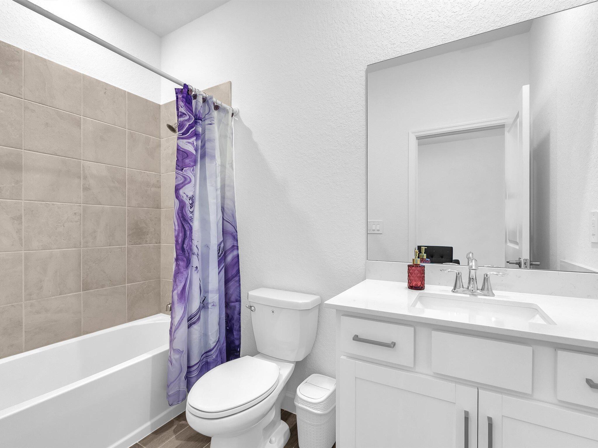 7961 Lakes Edge Lane Property Photo 11