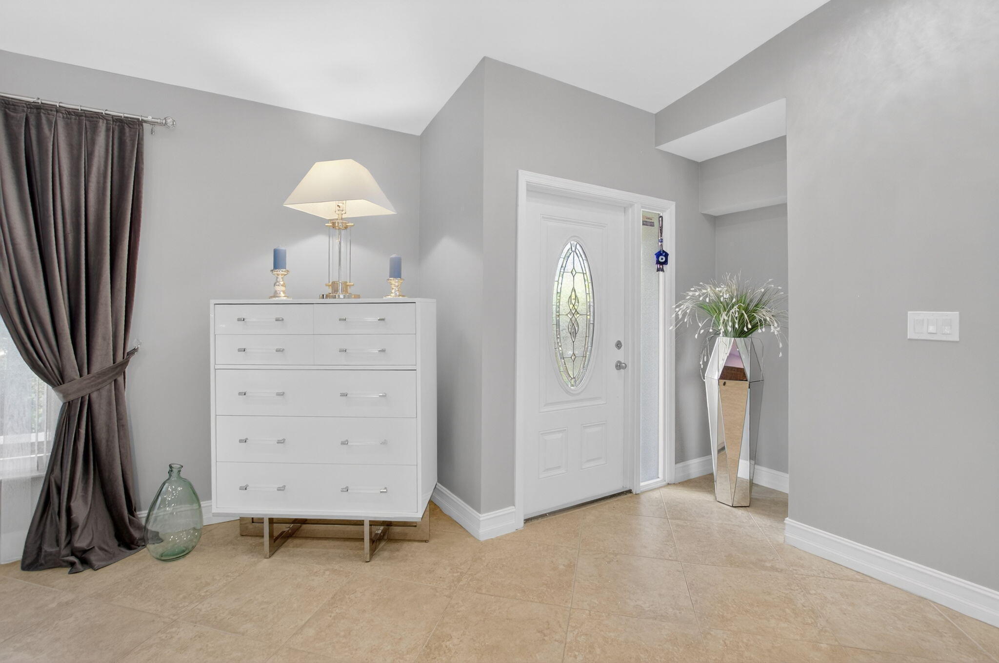 10305 Crosswind Road Property Photo 4