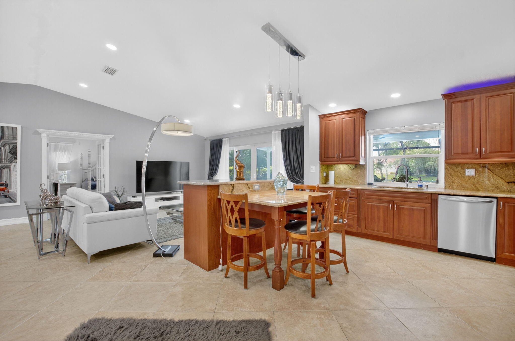 10305 Crosswind Road Property Photo 14