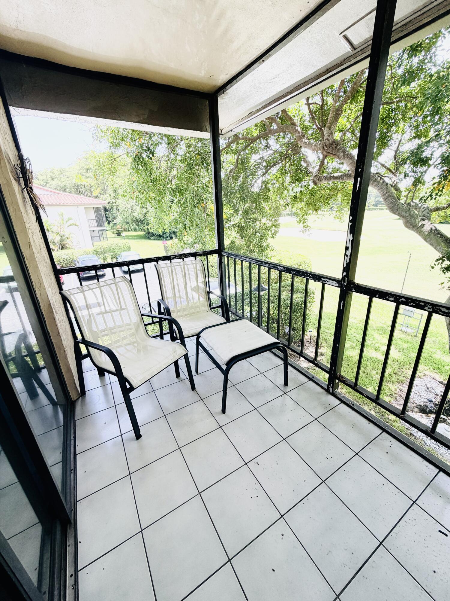 21411 Juego Circle 32b Property Photo 11