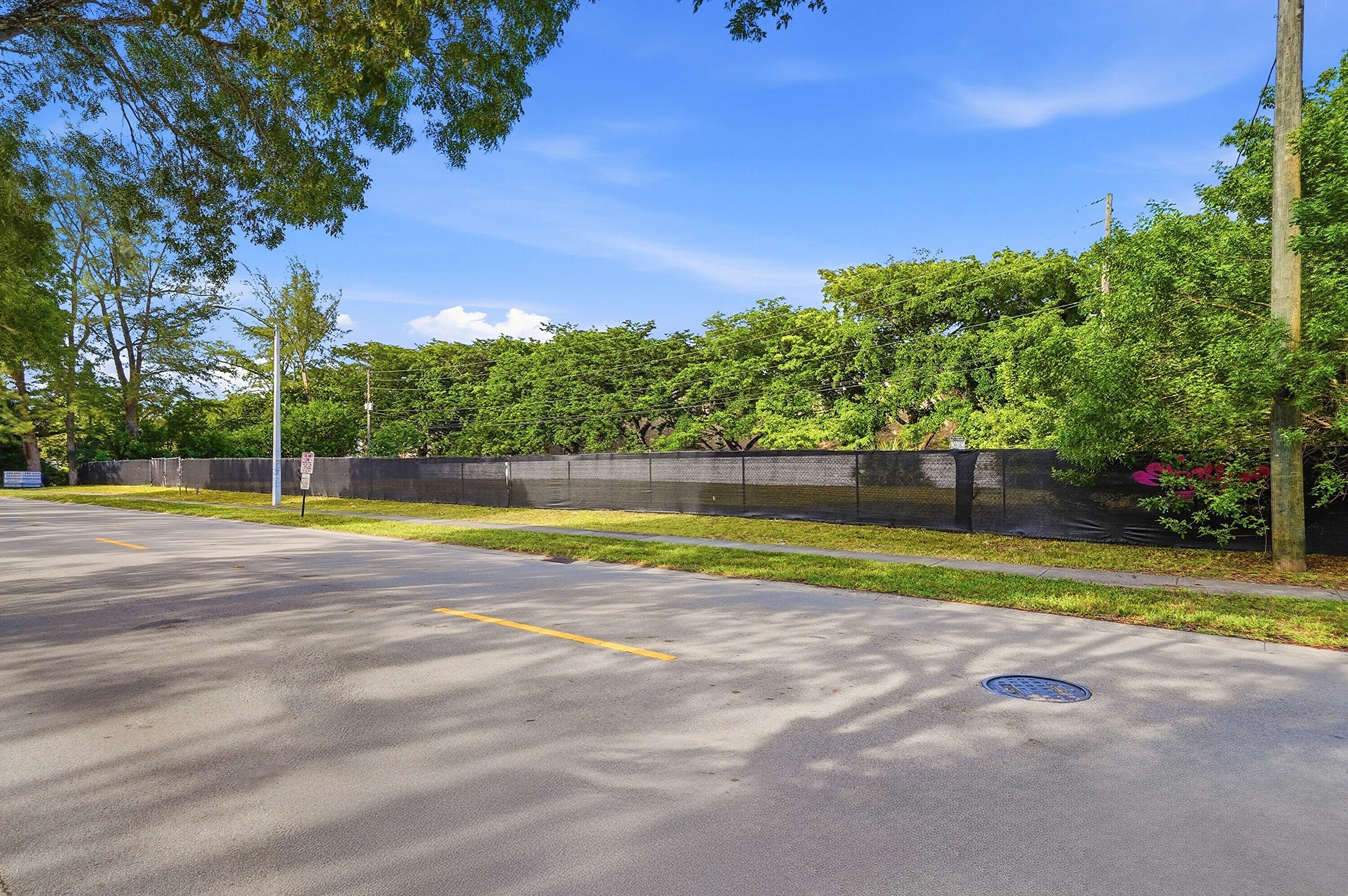 1800 N Sherman Circle Property Photo 12