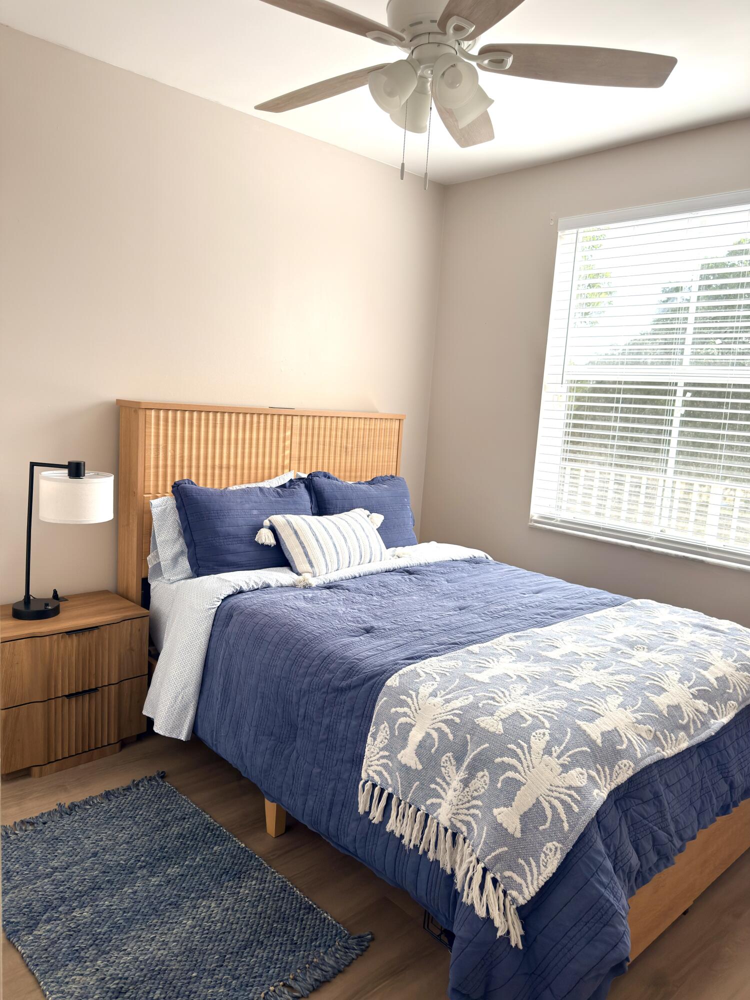 2060 Greenview Shores Boulevard Property Photo 13
