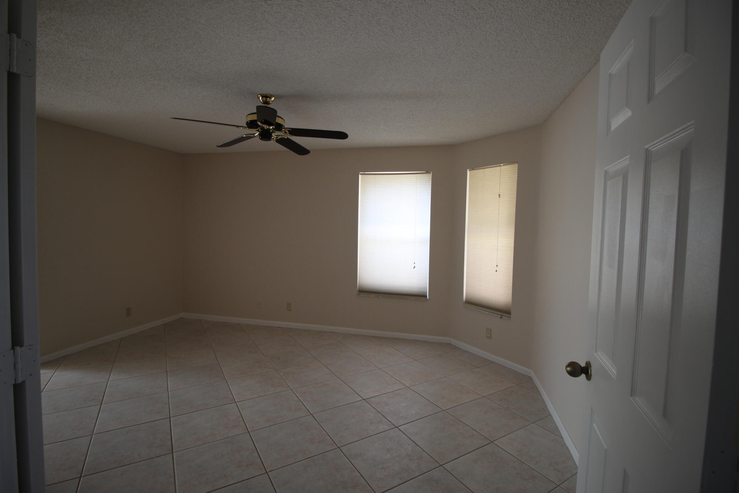 7342 Pinewalk Drive S 56-12 Property Photo 11