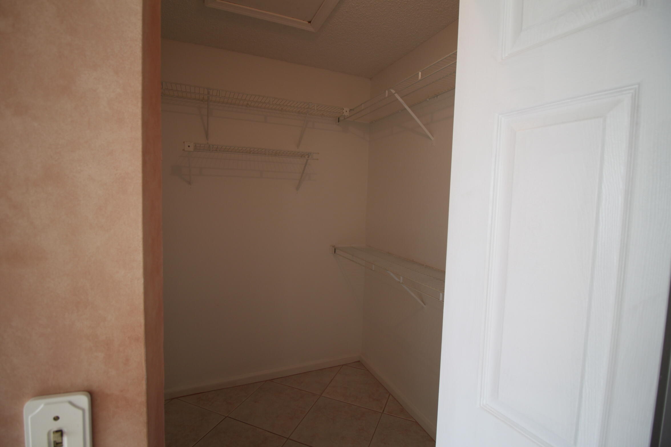 7342 Pinewalk Drive S 56-12 Property Photo 13