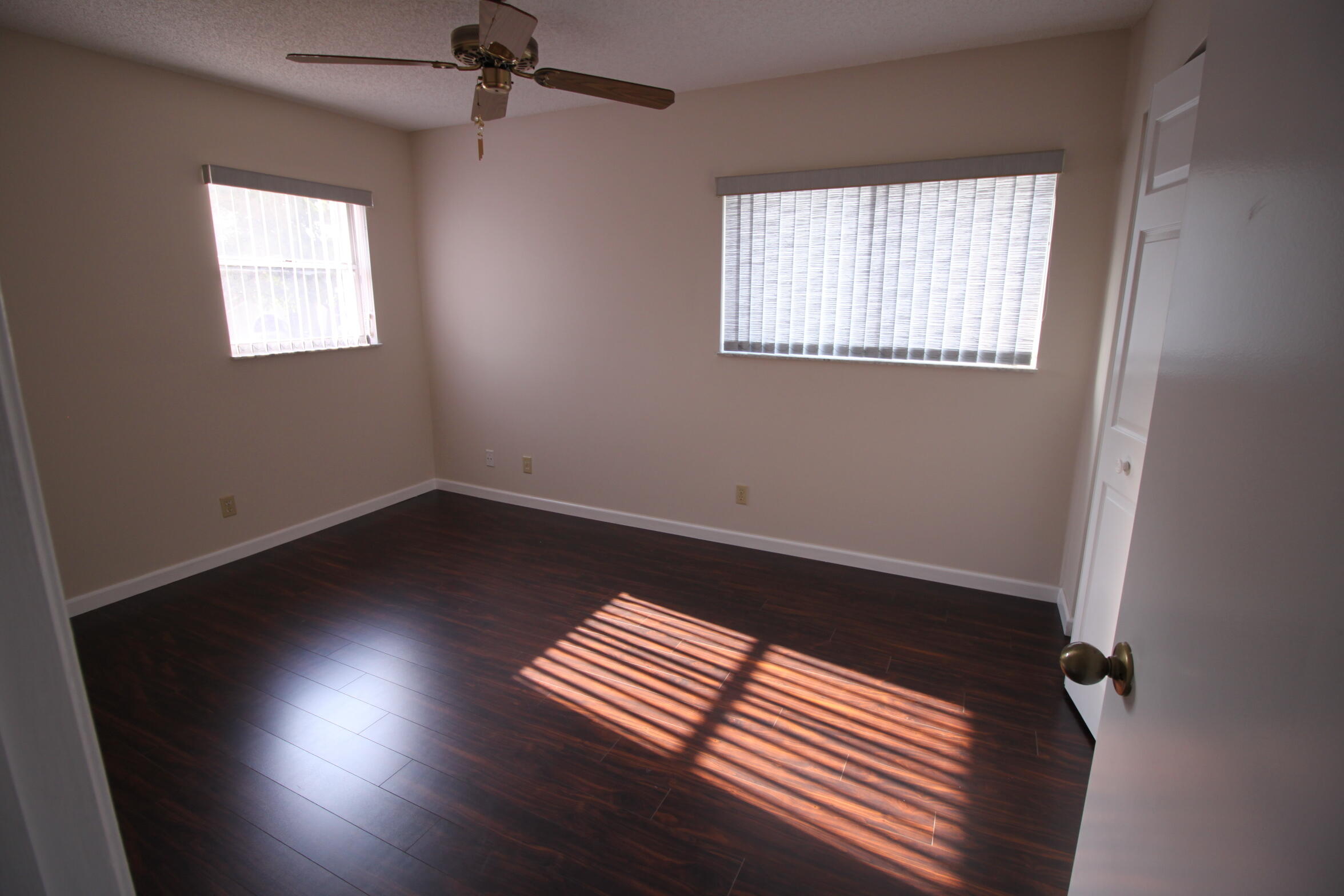 7342 Pinewalk Drive S 56-12 Property Photo 21