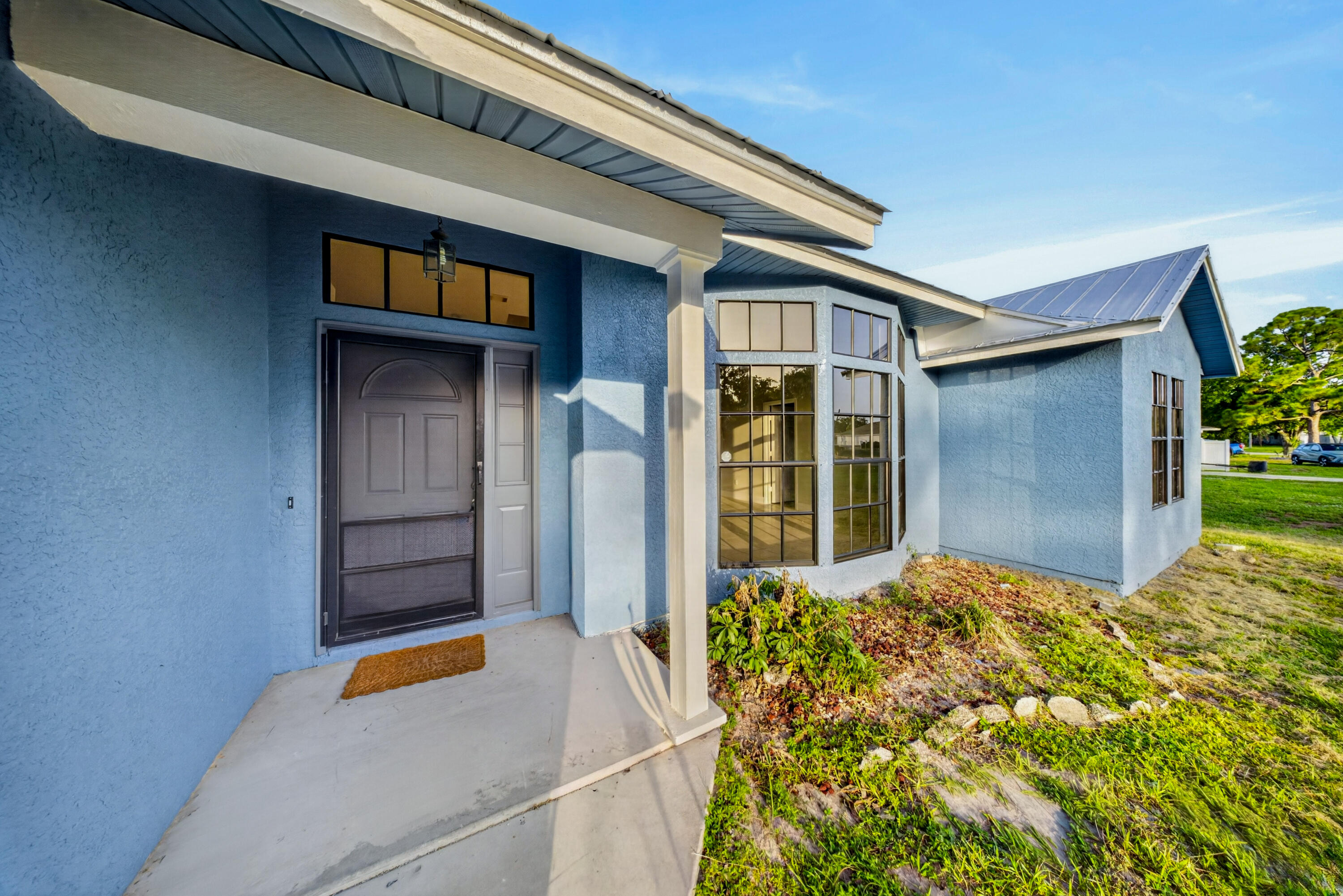 4802 Sunset Boulevard Property Photo 48
